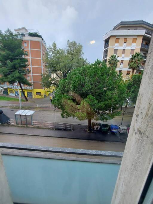 Lovely Central Apartment Pescara Exterior foto